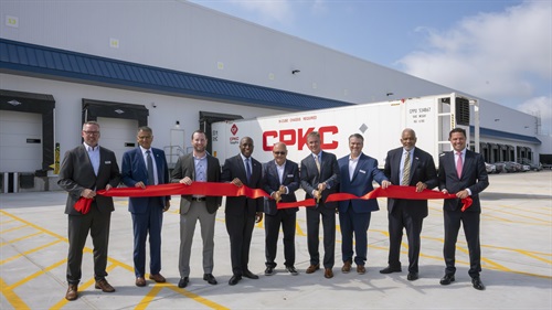 cpkc-americold-ribbon-cutting A ribbon cutting ceremony at the cold storage facility in Kansas City (Credit: CPKC)